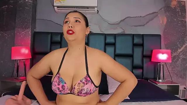 Customizable and immersive: Energize your taste buds and checkout our delicious choice of amateur cams liveshows with excited livestreamers getting their sweet physiques pounded with their beloved vibrating toys.