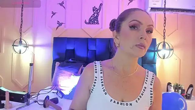 Customizable and immersive: Energize your taste buds and checkout our delicious choice of amateur cams liveshows with excited livestreamers getting their sweet physiques pounded with their beloved vibrating toys.