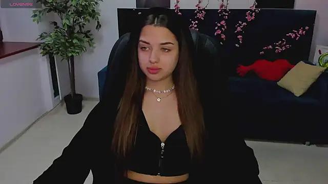 Customizable and immersive: Energize your taste buds and checkout our delicious choice of amateur cams liveshows with excited livestreamers getting their sweet physiques pounded with their beloved vibrating toys.