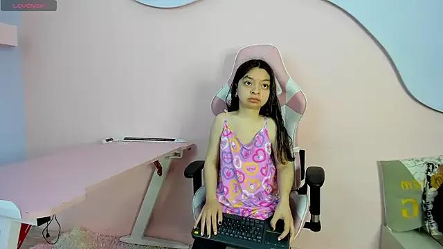 Customizable and immersive: Energize your taste buds and checkout our delicious choice of amateur cams liveshows with excited livestreamers getting their sweet physiques pounded with their beloved vibrating toys.