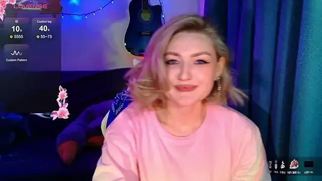 Charming_Nicolette from StripChat is Freechat