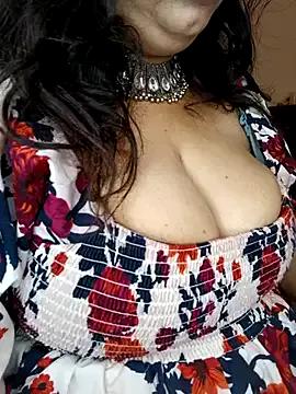 Cherry__fall from StripChat is Freechat