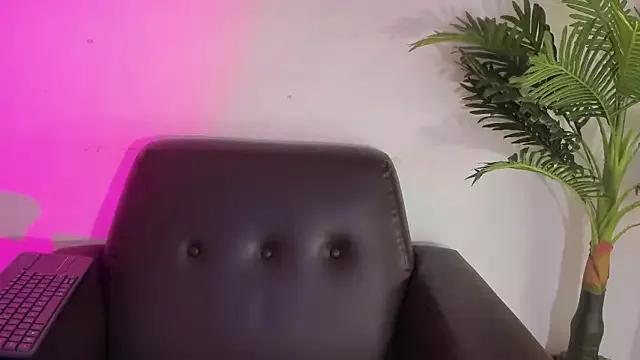 cherry_chel from StripChat is Freechat