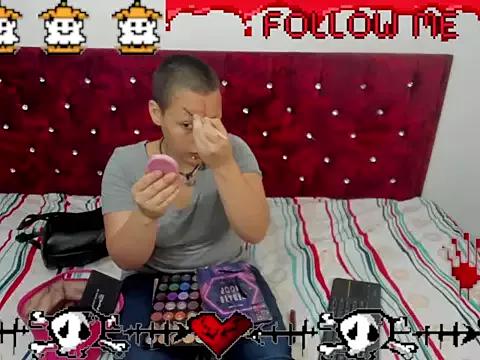 Customizable and immersive: Energize your taste buds and checkout our delicious choice of amateur cams liveshows with excited livestreamers getting their sweet physiques pounded with their beloved vibrating toys.