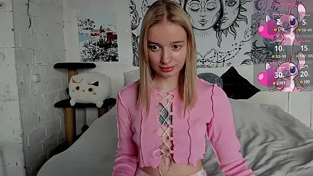 Customizable and immersive: Energize your taste buds and checkout our delicious choice of amateur cams liveshows with excited livestreamers getting their sweet physiques pounded with their beloved vibrating toys.
