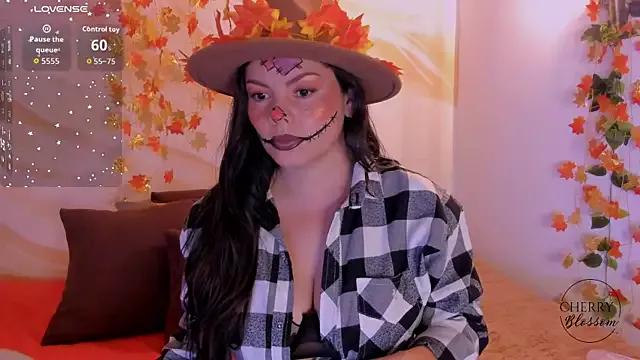 Customizable and immersive: Energize your taste buds and checkout our delicious choice of amateur cams liveshows with excited livestreamers getting their sweet physiques pounded with their beloved vibrating toys.