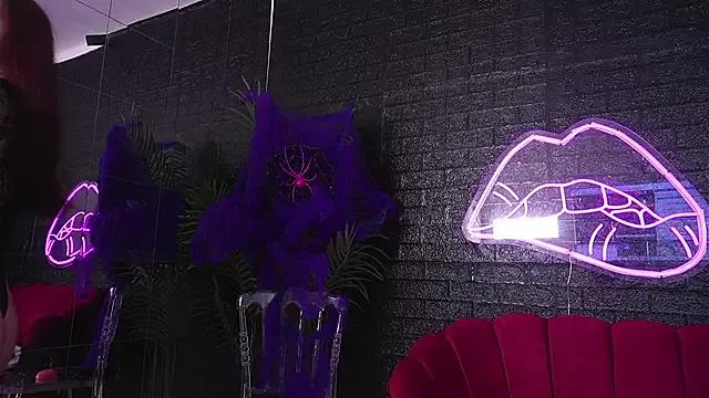 Customizable and immersive: Energize your taste buds and checkout our delicious choice of amateur cams liveshows with excited livestreamers getting their sweet physiques pounded with their beloved vibrating toys.