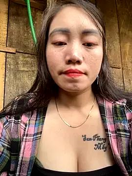 Customizable and immersive: Energize your taste buds and checkout our delicious choice of amateur cams liveshows with excited livestreamers getting their sweet physiques pounded with their beloved vibrating toys.