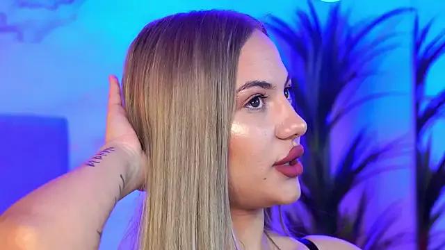 Chloe_GraceeX from StripChat is Freechat