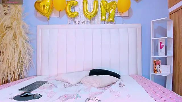 Customizable and immersive: Energize your taste buds and checkout our delicious choice of amateur cams liveshows with excited livestreamers getting their sweet physiques pounded with their beloved vibrating toys.