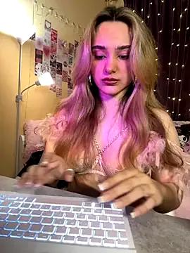 Customizable and immersive: Energize your taste buds and checkout our delicious choice of amateur cams liveshows with excited livestreamers getting their sweet physiques pounded with their beloved vibrating toys.