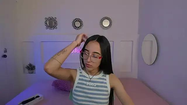 Customizable and immersive: Energize your taste buds and checkout our delicious choice of amateur cams liveshows with excited livestreamers getting their sweet physiques pounded with their beloved vibrating toys.