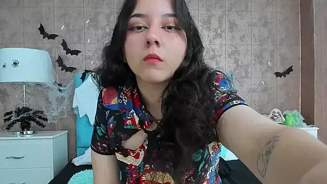 ChloeNoire from StripChat is Freechat