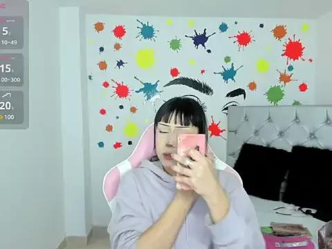 chloesagee from StripChat is Freechat