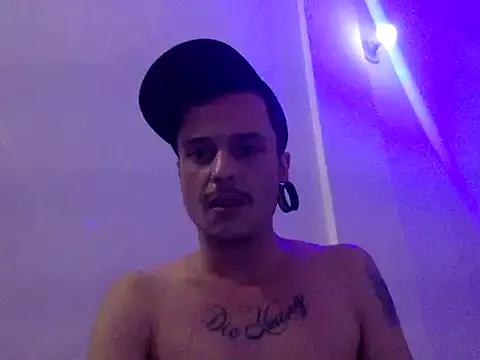 chrisalmeid_ from StripChat is Freechat
