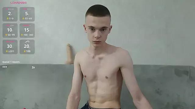 Christopher_Brown from StripChat is Freechat