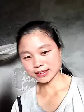 clara-cute from StripChat is Freechat