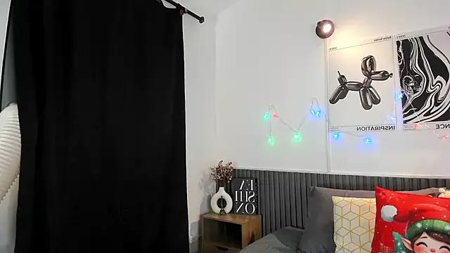 Customizable and immersive: Energize your taste buds and checkout our delicious choice of amateur cams liveshows with excited livestreamers getting their sweet physiques pounded with their beloved vibrating toys.