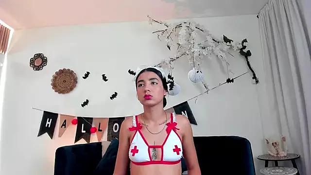 Customizable and immersive: Energize your taste buds and checkout our delicious choice of amateur cams liveshows with excited livestreamers getting their sweet physiques pounded with their beloved vibrating toys.