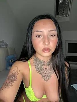Customizable and immersive: Energize your taste buds and checkout our delicious choice of amateur cams liveshows with excited livestreamers getting their sweet physiques pounded with their beloved vibrating toys.
