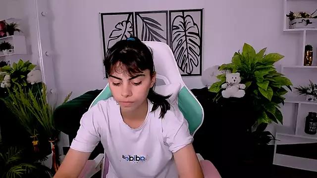 Customizable and immersive: Energize your taste buds and checkout our delicious choice of amateur cams liveshows with excited livestreamers getting their sweet physiques pounded with their beloved vibrating toys.