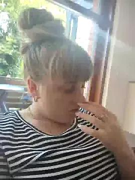 CoddessCrystal from StripChat
