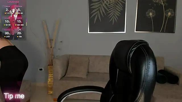 Customizable and immersive: Energize your taste buds and checkout our delicious choice of amateur cams liveshows with excited livestreamers getting their sweet physiques pounded with their beloved vibrating toys.