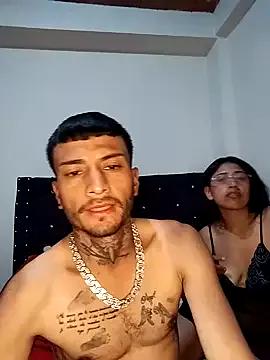 couplehot_18 from StripChat is Freechat