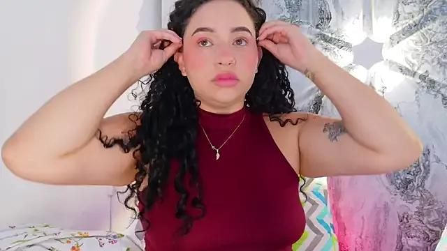 Customizable and immersive: Energize your taste buds and checkout our delicious choice of amateur cams liveshows with excited livestreamers getting their sweet physiques pounded with their beloved vibrating toys.
