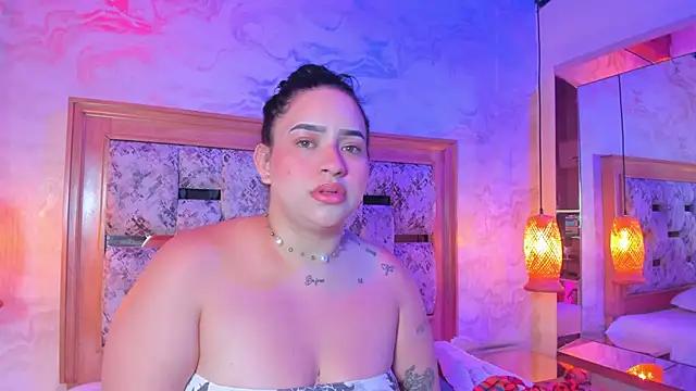 criis_laurens from StripChat