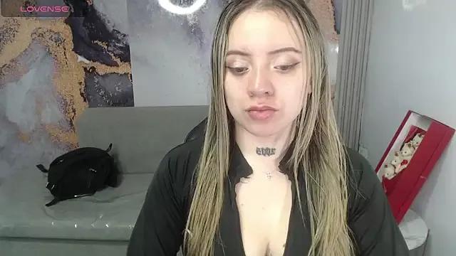 Customizable and immersive: Energize your taste buds and checkout our delicious choice of amateur cams liveshows with excited livestreamers getting their sweet physiques pounded with their beloved vibrating toys.