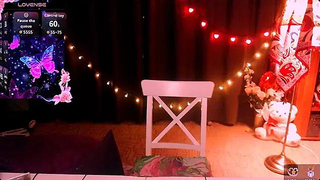 Customizable and immersive: Energize your taste buds and checkout our delicious choice of amateur cams liveshows with excited livestreamers getting their sweet physiques pounded with their beloved vibrating toys.