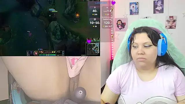 Customizable and immersive: Energize your taste buds and checkout our delicious choice of amateur cams liveshows with excited livestreamers getting their sweet physiques pounded with their beloved vibrating toys.