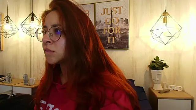 Crystal_rennie from StripChat is Freechat