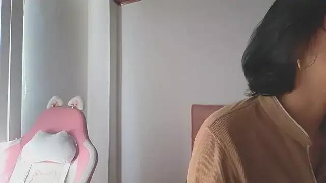 Crystal_Star_ from StripChat is Freechat