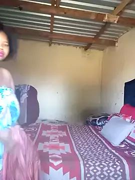 Curvycandy95 from StripChat is Freechat