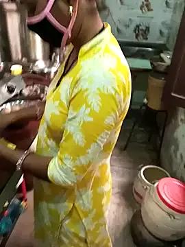 Cute-Charvii from StripChat is Freechat