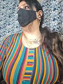 cute-tanvi from StripChat is Freechat