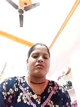 CUTE_432 from StripChat is Freechat