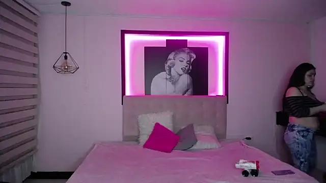 Customizable and immersive: Energize your taste buds and checkout our delicious choice of amateur cams liveshows with excited livestreamers getting their sweet physiques pounded with their beloved vibrating toys.