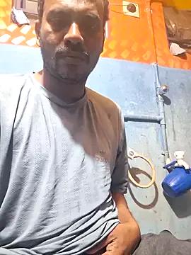 cutecouple1983 from StripChat is Freechat