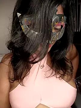 cuteniaa from StripChat is Freechat