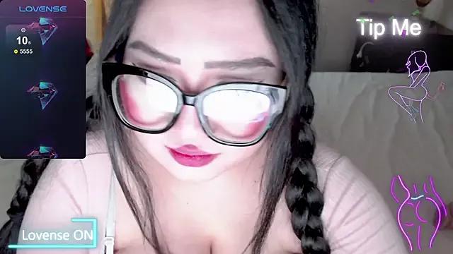 Customizable and immersive: Energize your taste buds and checkout our delicious choice of amateur cams liveshows with excited livestreamers getting their sweet physiques pounded with their beloved vibrating toys.
