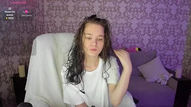 Customizable and immersive: Energize your taste buds and checkout our delicious choice of amateur cams liveshows with excited livestreamers getting their sweet physiques pounded with their beloved vibrating toys.