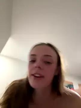 cutietootie02 from StripChat is Freechat