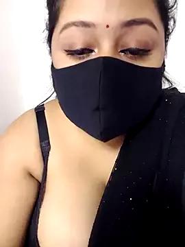 Cuty-Lina from StripChat is Freechat