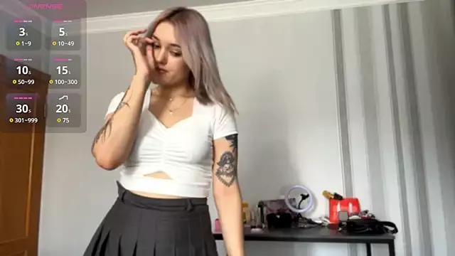 CweneGold from StripChat is Freechat