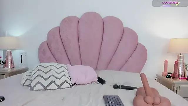 Daddysgirl1_ from StripChat is Freechat