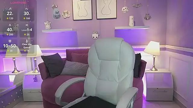 Customizable and immersive: Energize your taste buds and checkout our delicious choice of amateur cams liveshows with excited livestreamers getting their sweet physiques pounded with their beloved vibrating toys.