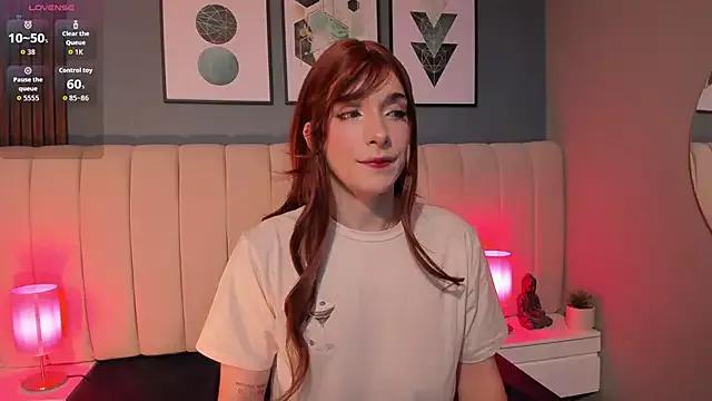 DaimondPink from StripChat is Freechat